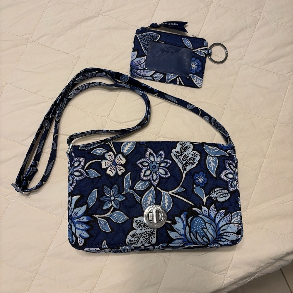 Vera Bradley turn lock Navy Floral tropic tapestry Crossbody Bag with Coin Pouch